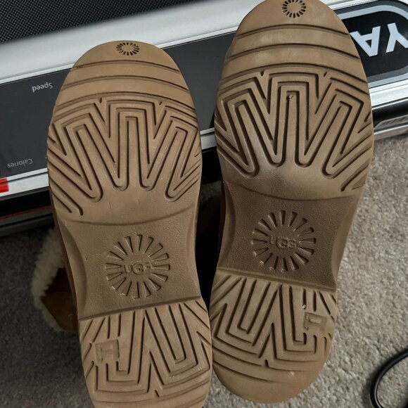 UGG Australia Naiyah Ankle Boot Tan Suede Sheepskin Lace Up Heel 1020144 Sz 7 - Picture 6 of 9